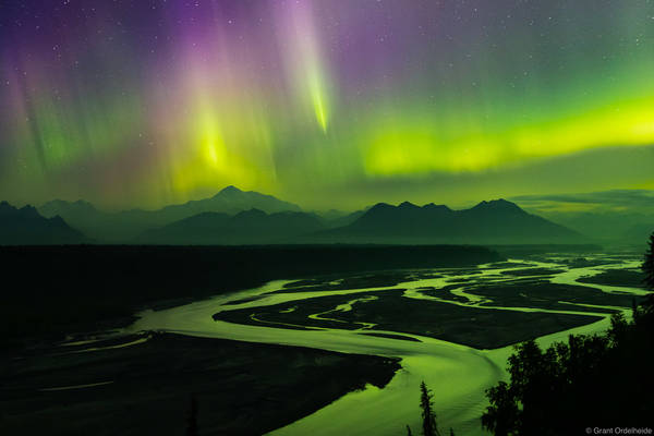 Braided River Aurora