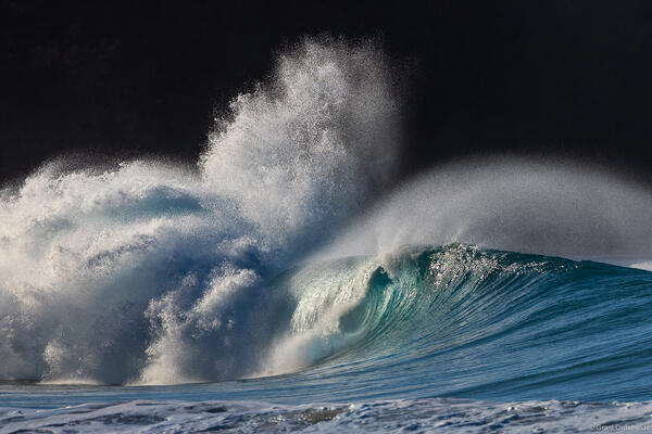 Crashing Wave