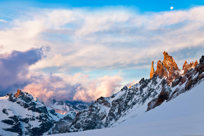  Peñon Spires Sunset