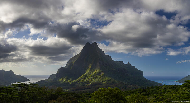 Photo of Moorea in French Polynesia.