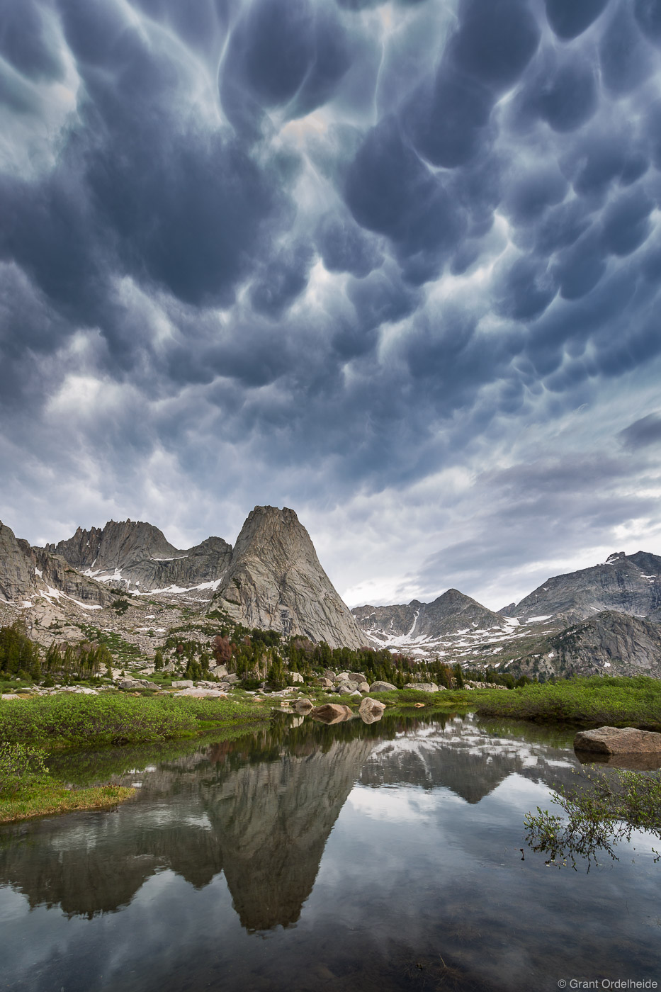 Mammatus clouds forming over Pingora Peak in the Cirque of the Towers.